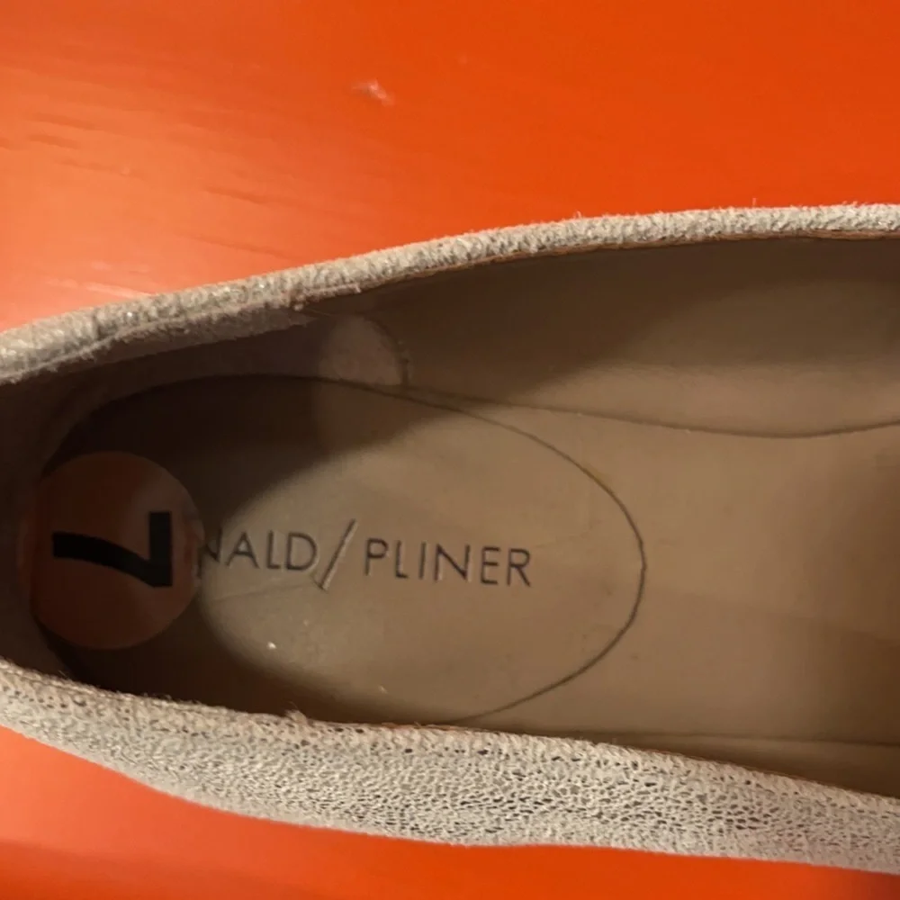 Donald J. Pliner Metallic Silver Leather Loafers size 7